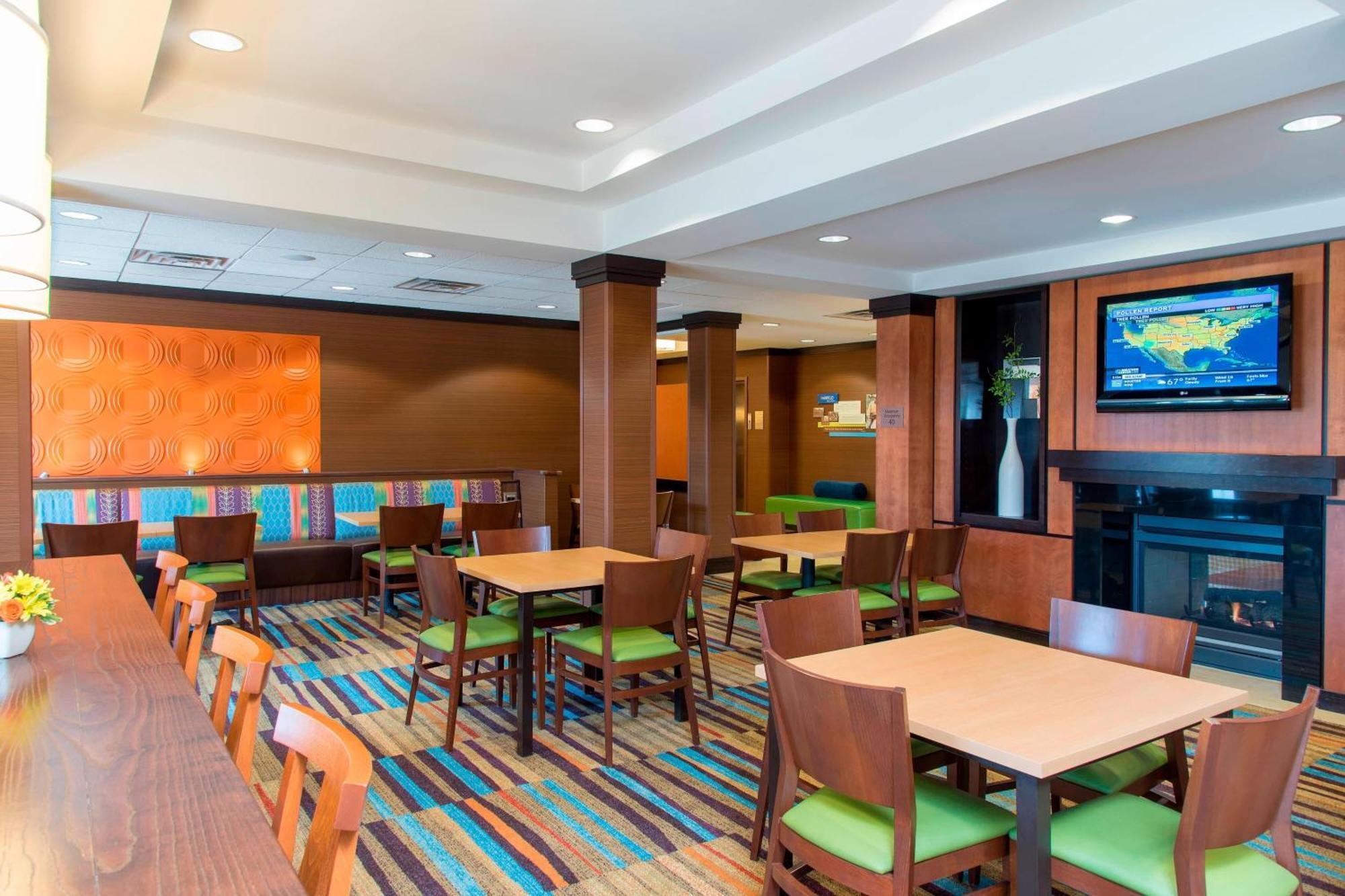 Fairfield Inn & Suites By Marriott Omaha Downtown Екстериор снимка